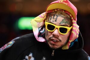 6ix9ine responde à diss de 21 Savage com esquete cômico