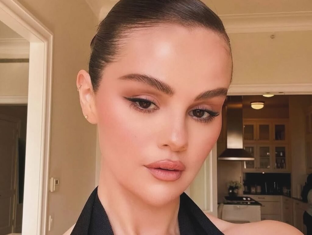 Selena Gomez no Brasil? Fãs especulam evento da marca de cosméticos da cantora no país