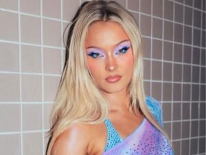 “Meu objetivo é conectar as pessoas”: Zara Larsson afirma que considera impacto cultural mais importante do que números